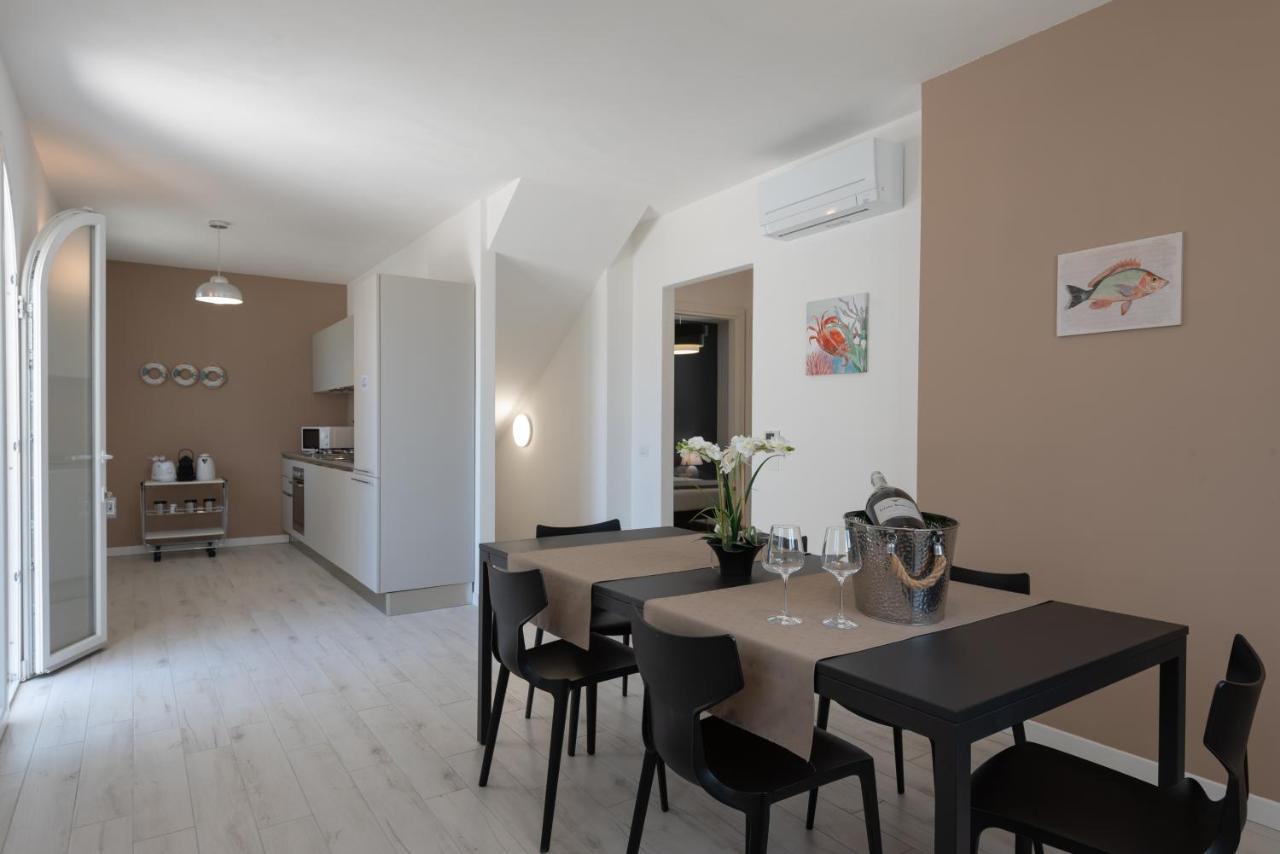 Lido Luxury Villas Лидо Ди Камайоре Екстериор снимка
